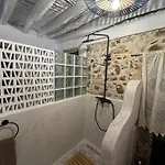 Monolithos House Tatil Evi