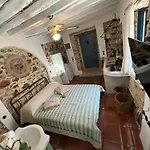 Monolithos House Tatil Evi Lagoudi Zia