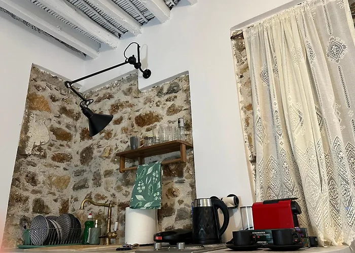 Monolithos House