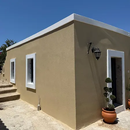 بيت للعطل Monolithos House *