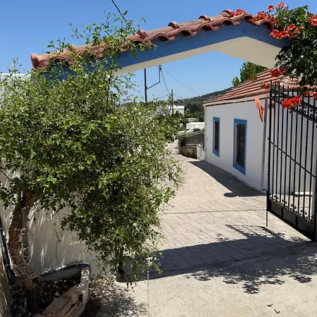 Monolithos House * Lagoudi Zia