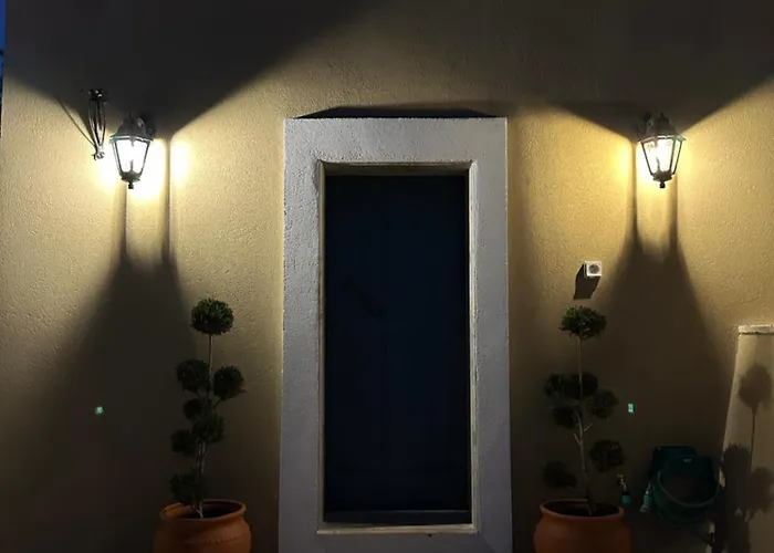 Monolithos House * Lagoudi Zia