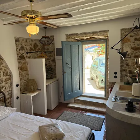 Monolithos House Lagoudi Zia