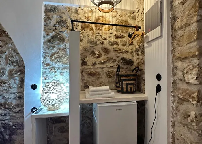 Monolithos House * Lagoudi Zia