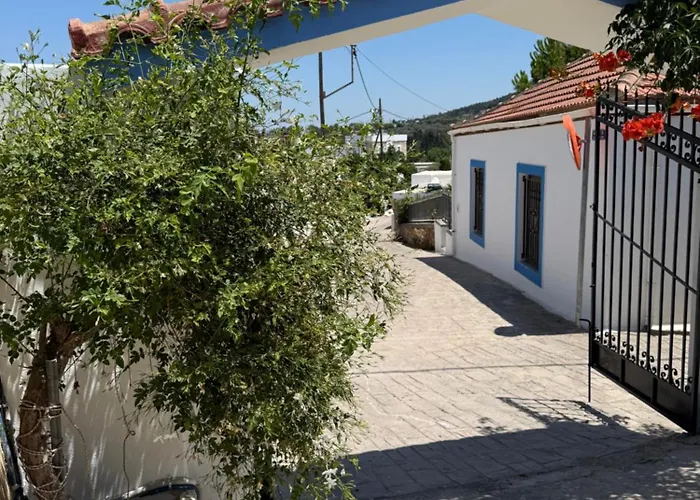 Monolithos House * Lagoudi Zia