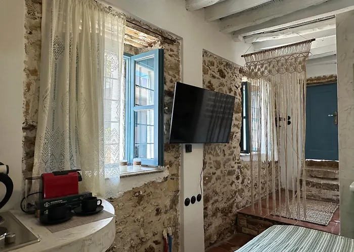 Monolithos House 펜션 *